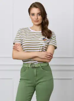 Tricou cu dungi kaki si ursulet brodat