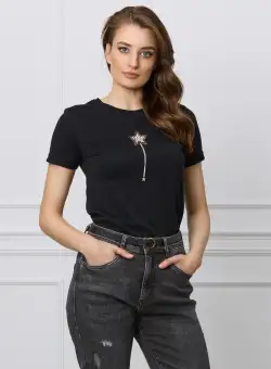 Tricou negru cu steluta din strasuri si lant