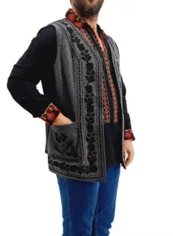 Vesta traditionala Valeriu 4