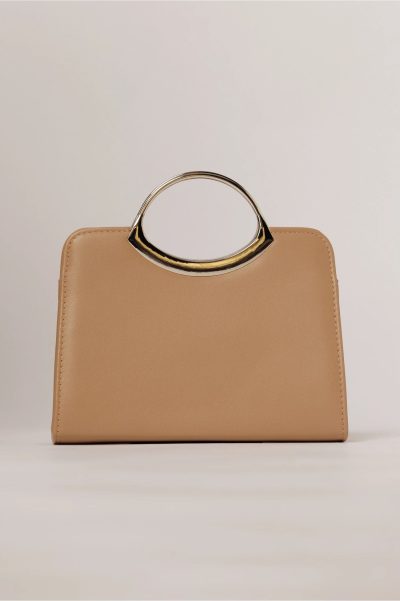 Clutch elegant bej din piele ecologica cu design modern