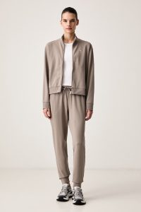 EA7 Emporio Armani  compleu de trening pentru femei, din bumbac cu elastan