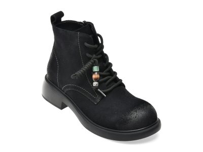 Ghete GRYXX negre, 8132, din piele intoarsa