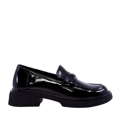 Pantofi tip loafer femei Enzo Bertini negri din piele lăcuită 3862DP047LN