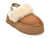 Papuci UGG maro, FUNKETTE, din piele intoarsa