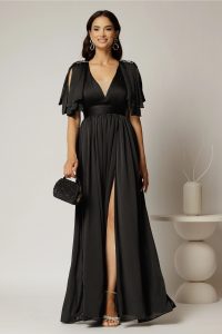 Rochie DY Fashion neagra lunga de seara cu decolteu adanc si funde ample