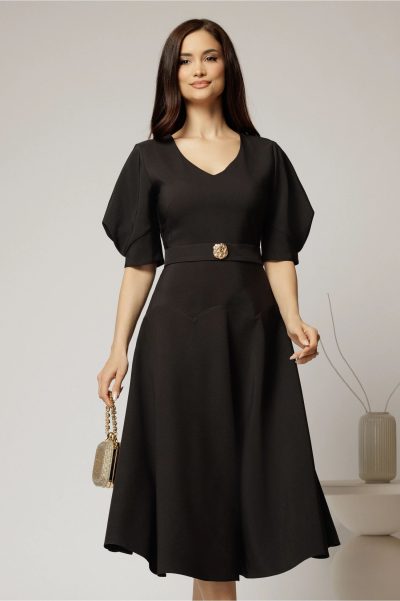Rochie midi neagra eleganta cu fusta clos, decolteu adanc in V si maneci bufante