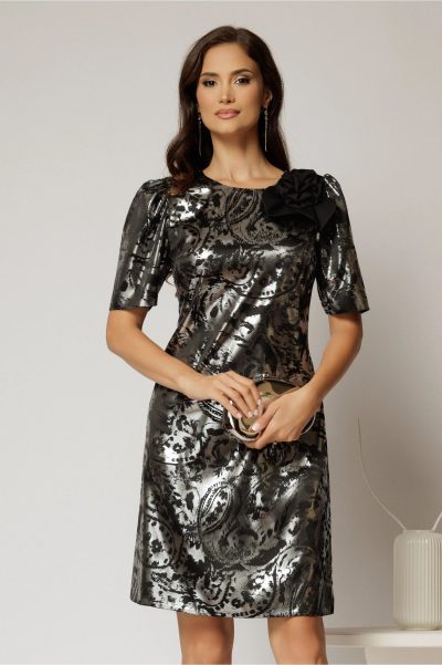 Rochie scurta neagra cu croi drept si imprimeuri argintii