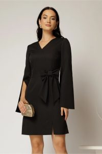 Rochie scurta neagra cu funda ampla in talie si maneci sparte